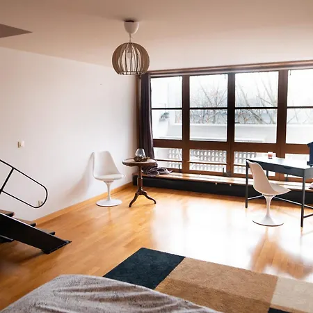 Corbusier *